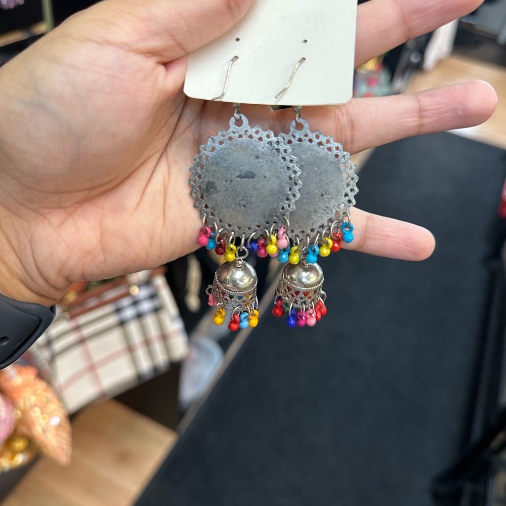 Peacock Feather Dangle Earrings - image 2